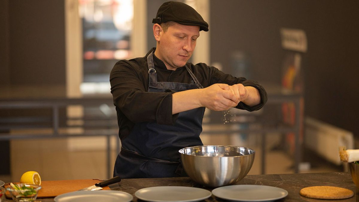 Service Master Chef : Expériences culinaires sur mesure par Joyser Services